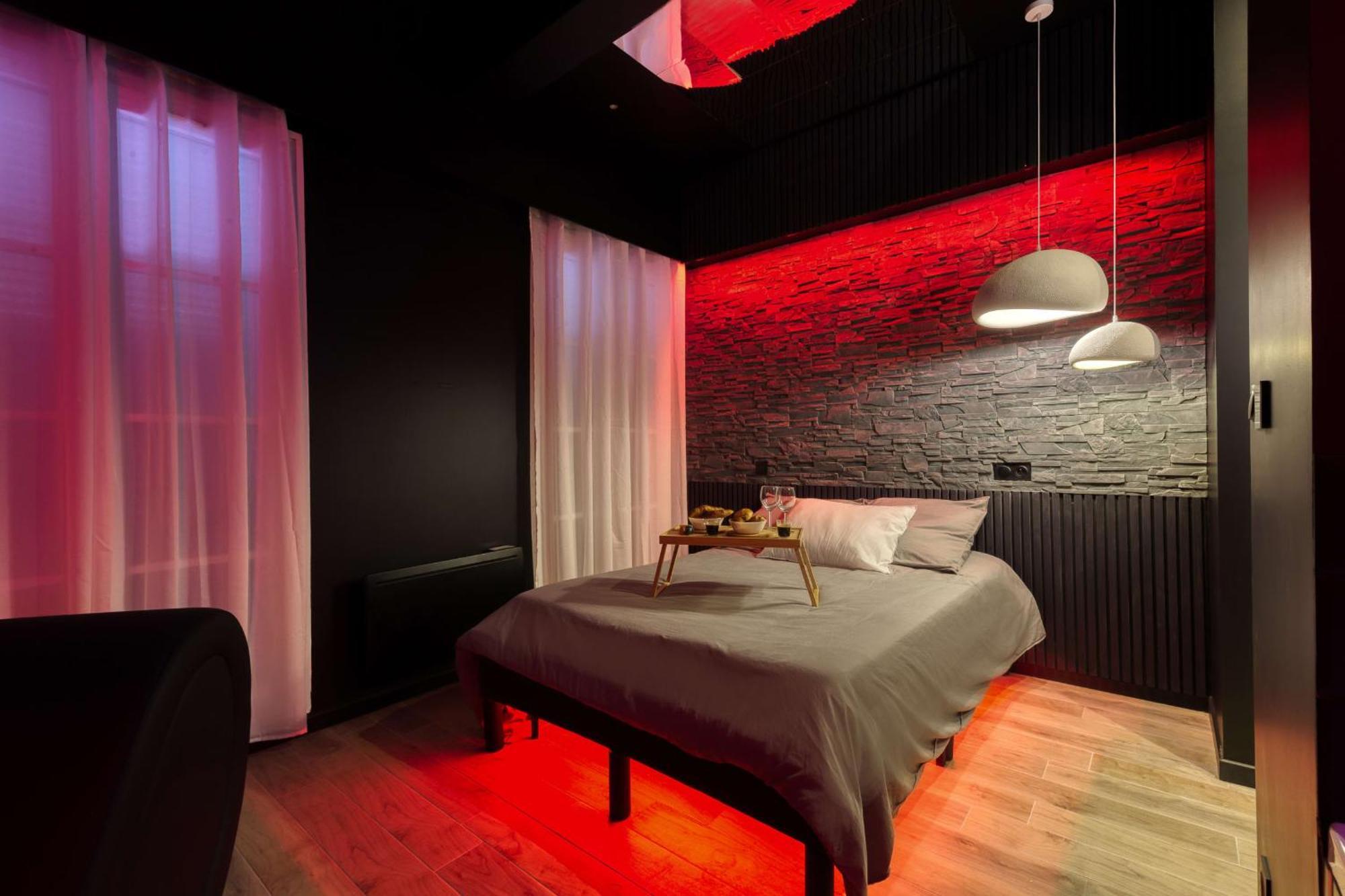 Suite Deluxe - Jacuzzi Melun Zewnętrze zdjęcie